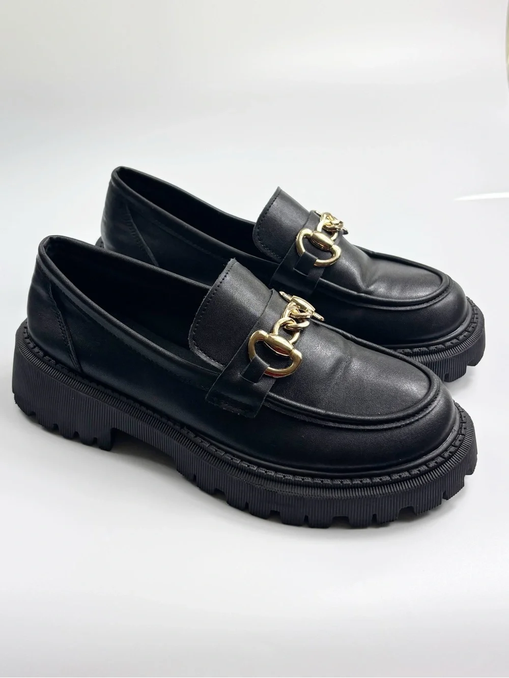 Chunky Black Faux Leather Loafers Flats Gold Metal Buckle US 9 EU 40